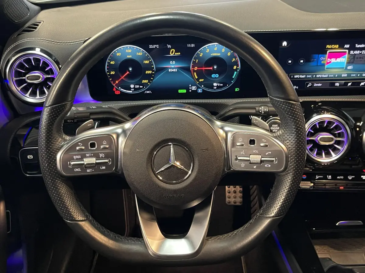 250 e Advantage AMG Line 18"/Dodehoek/Trekhaak/Camera/Sfeerverlichting/Stoelverwarming