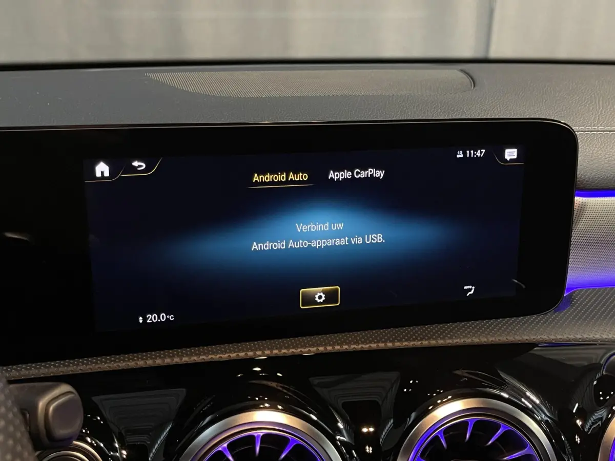 250 e Advantage AMG Line 18"/Dodehoek/Trekhaak/Camera/Sfeerverlichting/Stoelverwarming