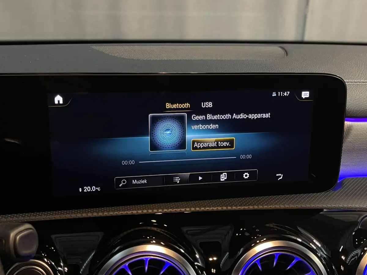 250 e Advantage AMG Line 18"/Dodehoek/Trekhaak/Camera/Sfeerverlichting/Stoelverwarming