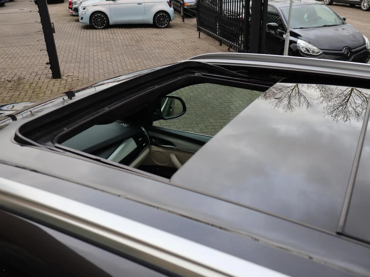 xDrive40e High Executive + HEAD-UP | 360 CAMERA | PANORAMA | SFEERVERLICHTING