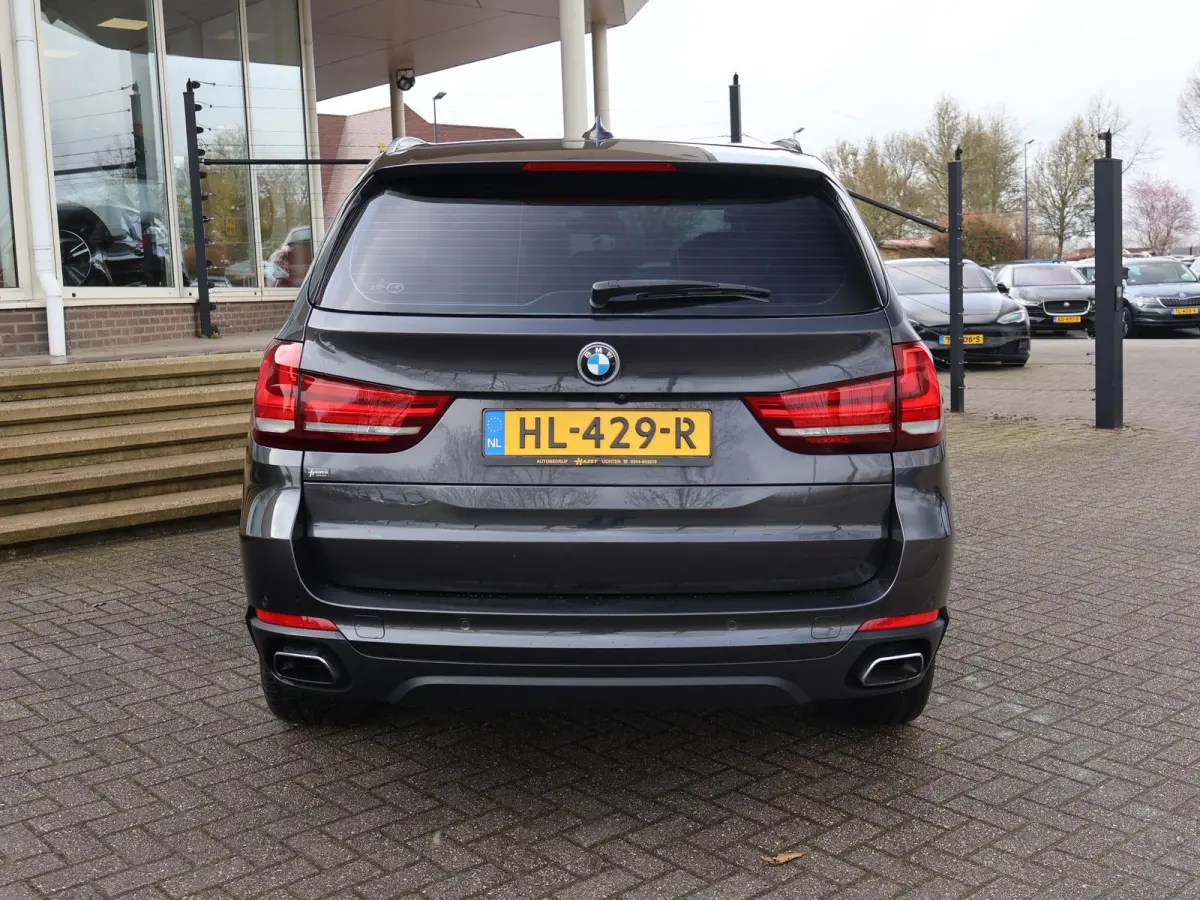 xDrive40e High Executive + HEAD-UP | 360 CAMERA | PANORAMA | SFEERVERLICHTING