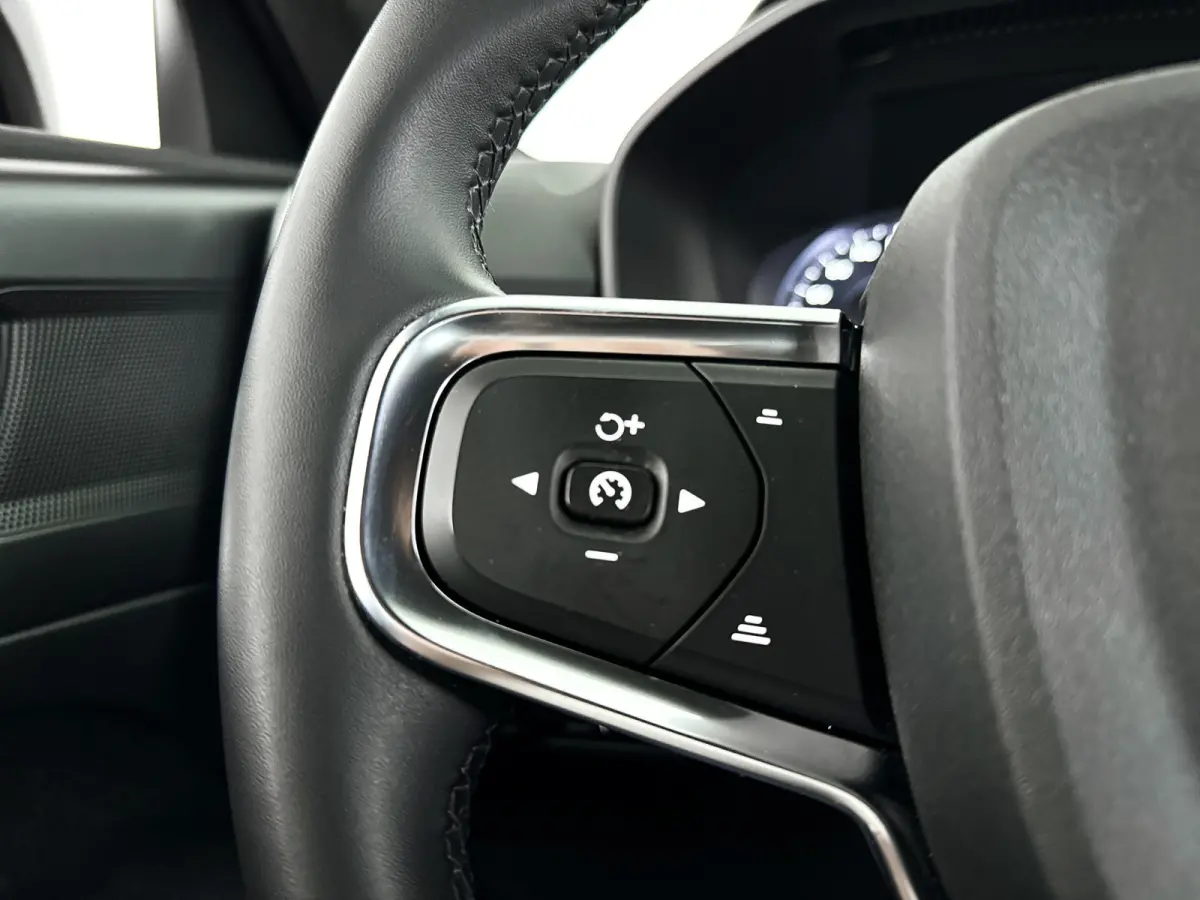 T2 Momentum | Cruise control | Navigatie