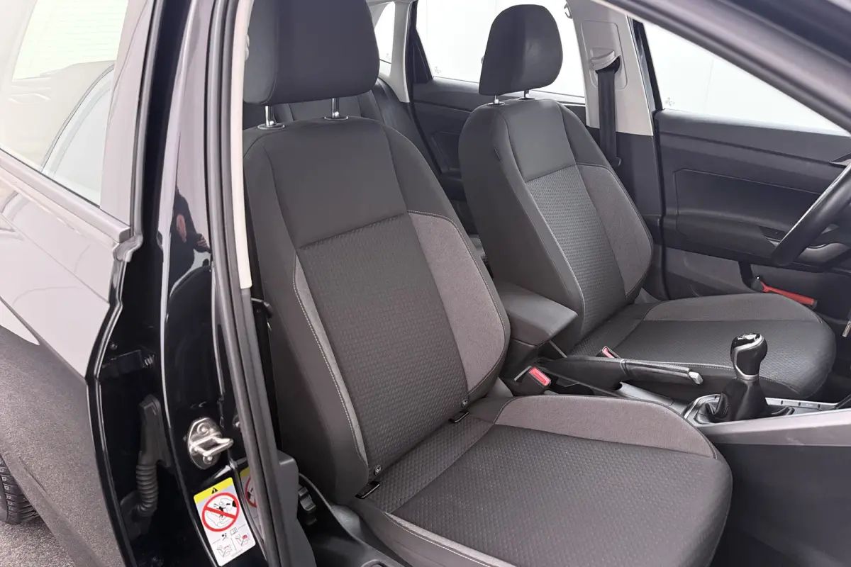 1.0 96 PK TSI Business Navi Carplay Adap.Cruise Park.Sens