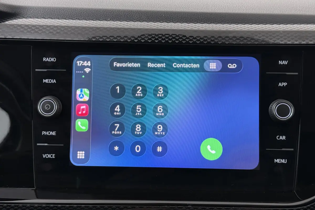 1.0 96 PK TSI Business Navi Carplay Adap.Cruise Park.Sens