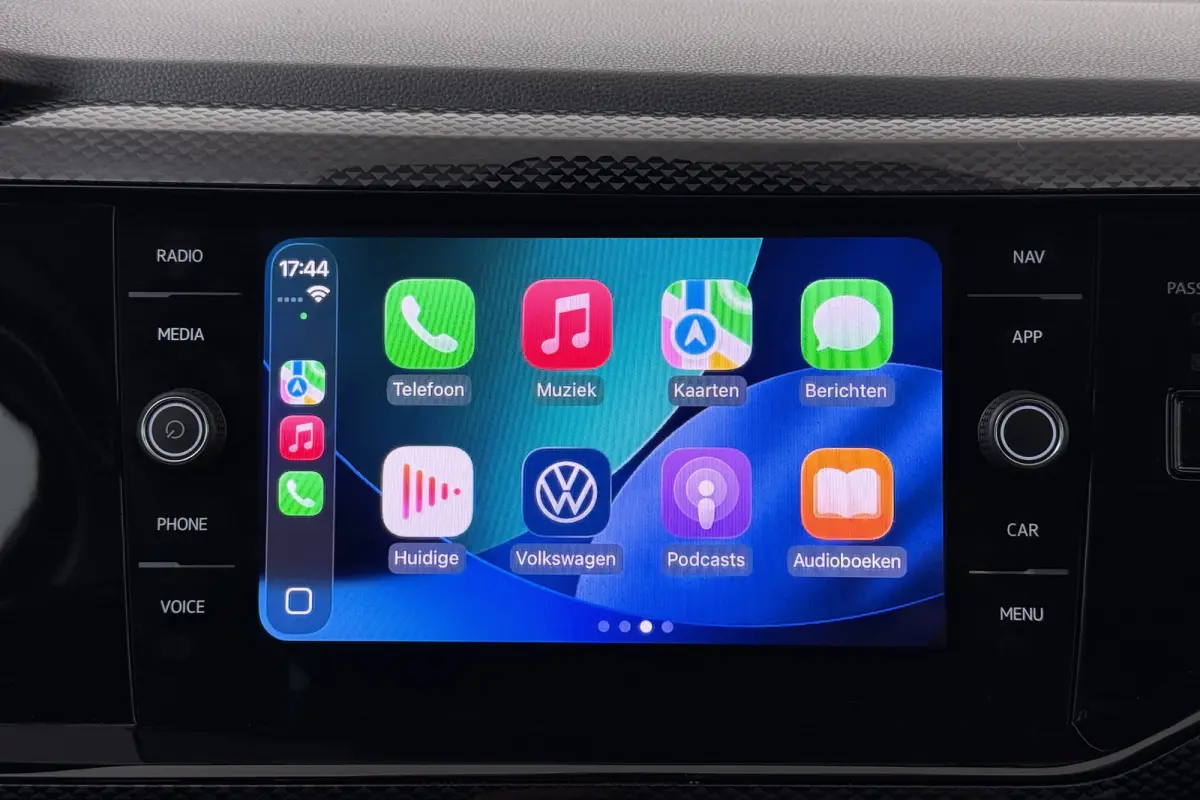 1.0 96 PK TSI Business Navi Carplay Adap.Cruise Park.Sens