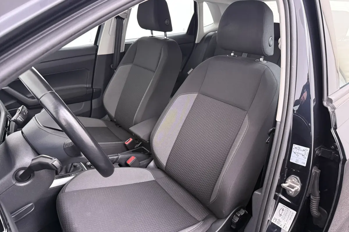 1.0 96 PK TSI Business Navi Carplay Adap.Cruise Park.Sens