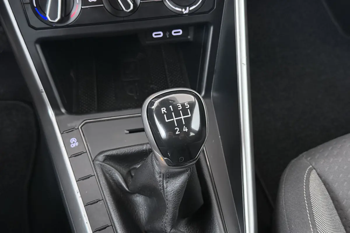 1.0 96 PK TSI Business Navi Carplay Adap.Cruise Park.Sens