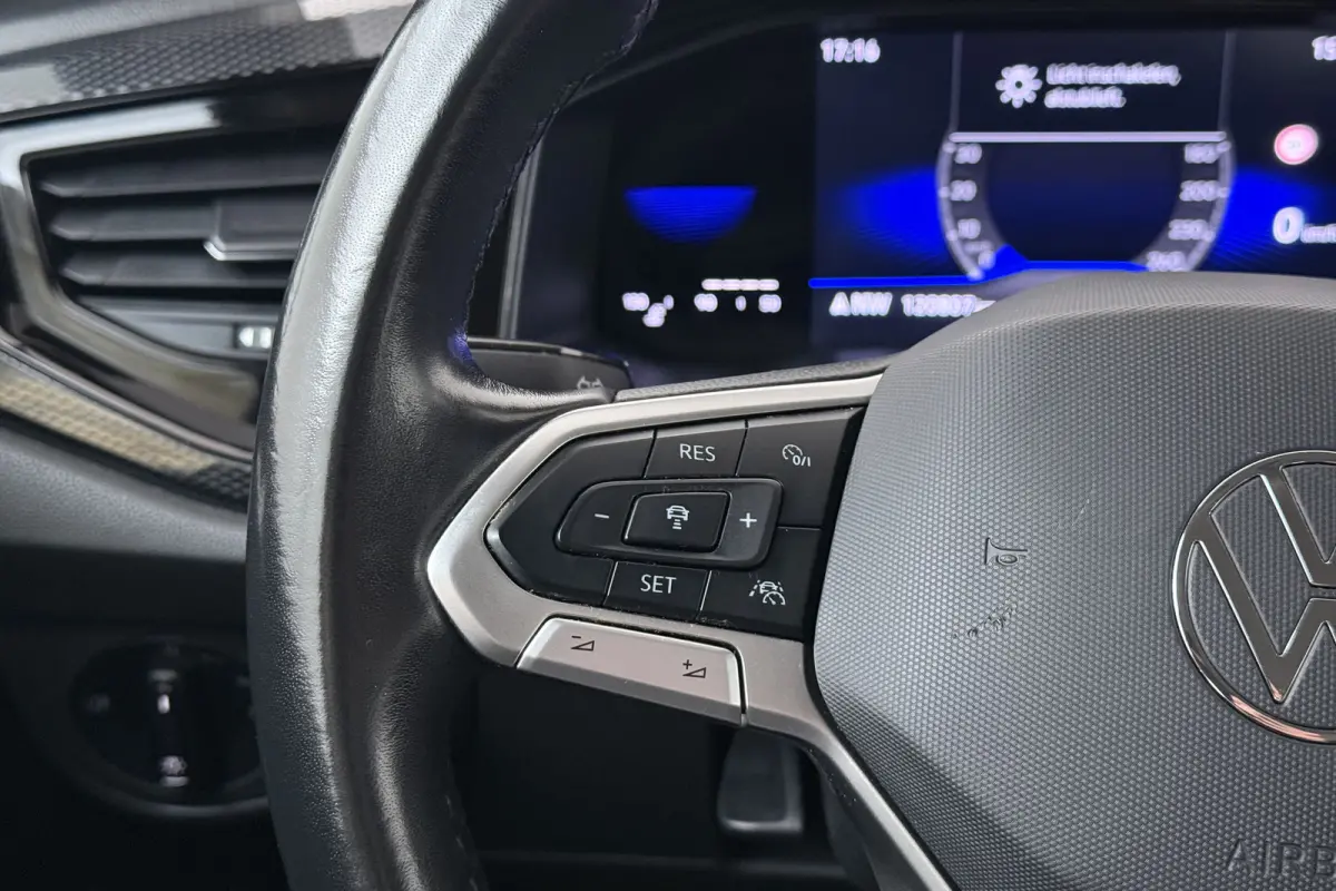 1.0 96 PK TSI Business Navi Carplay Adap.Cruise Park.Sens