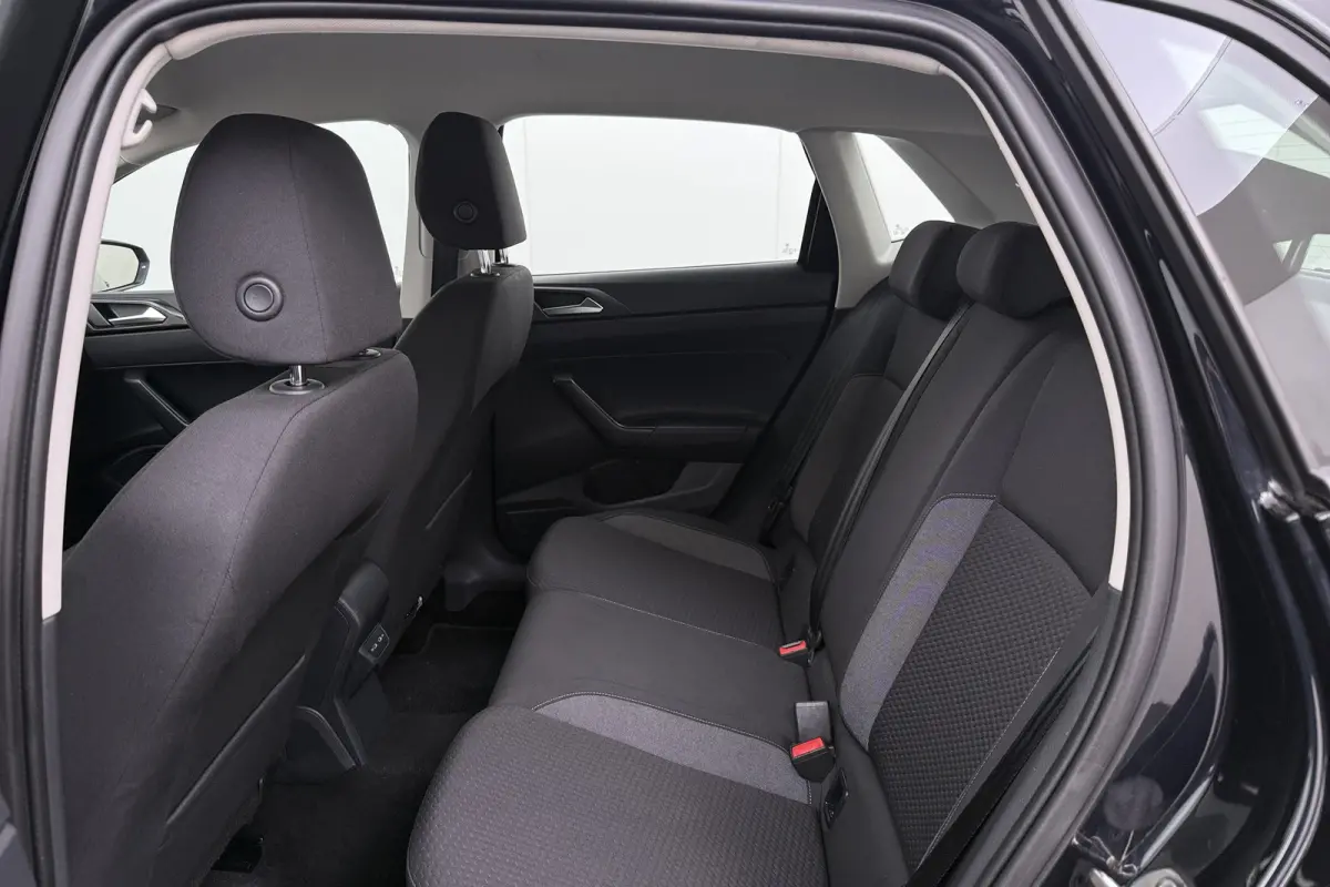1.0 96 PK TSI Business Navi Carplay Adap.Cruise Park.Sens