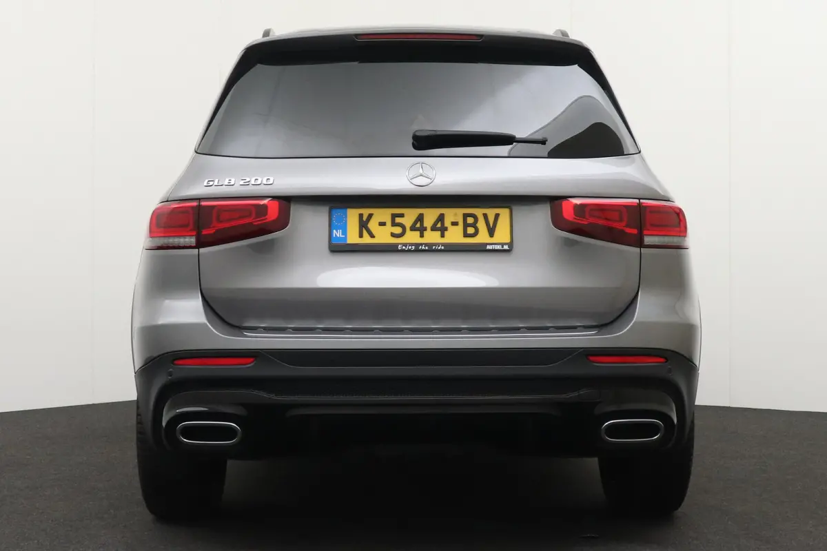 200 164 PK AMG Night-Pack Elek.Trekhaak Camera 19'LMV