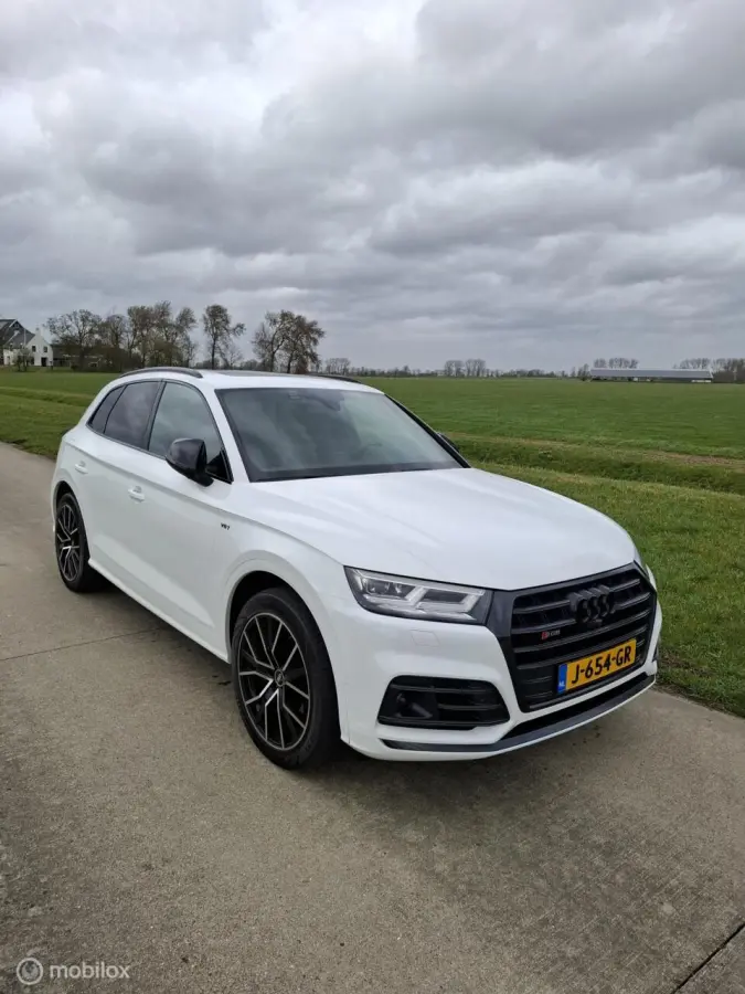 SQ5 3.0 TFSI Quattro|FULL Options|Luchtvering