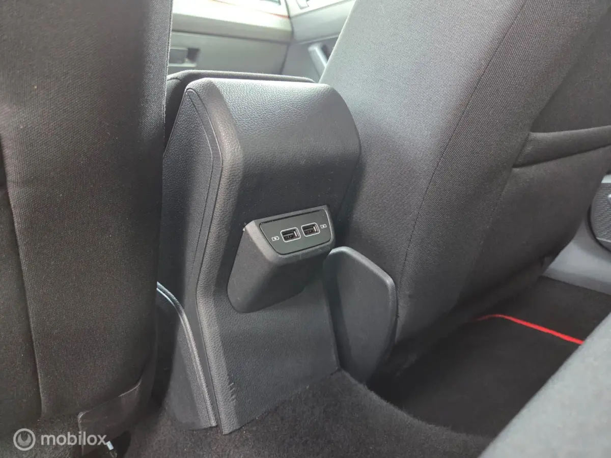 1.0 TSI, Full LED, Navi, Carplay, Camera,NAP