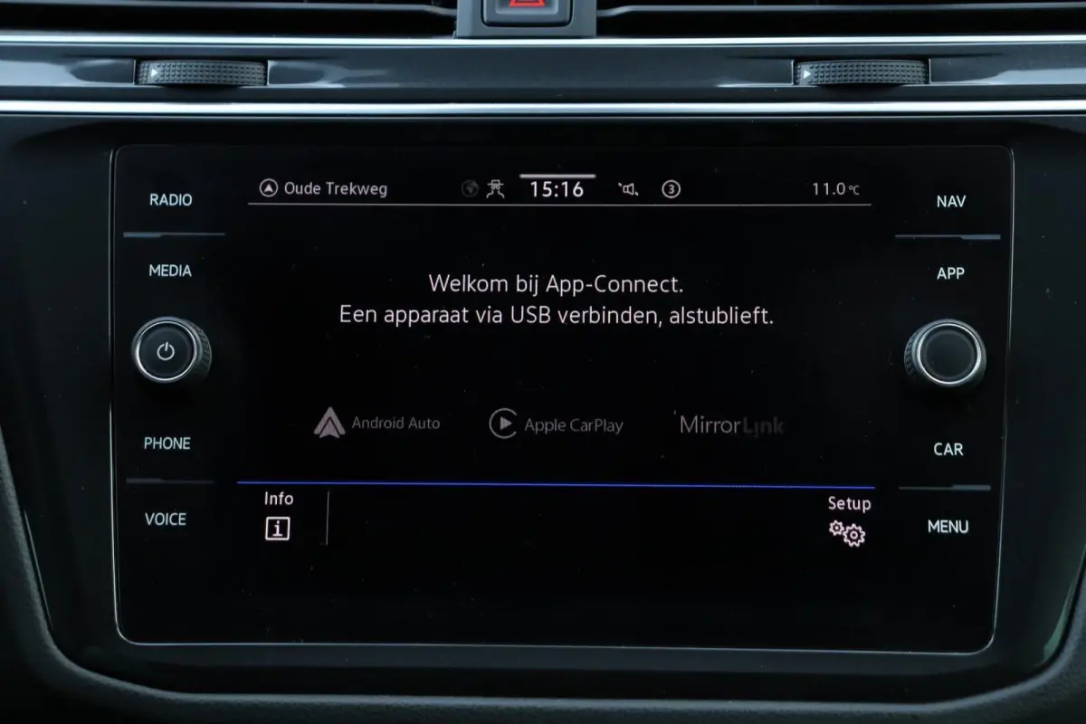 1.5 TSI / 2x R-Line / Virtual Cockpit / 150PK / Camera / LED / 19"!