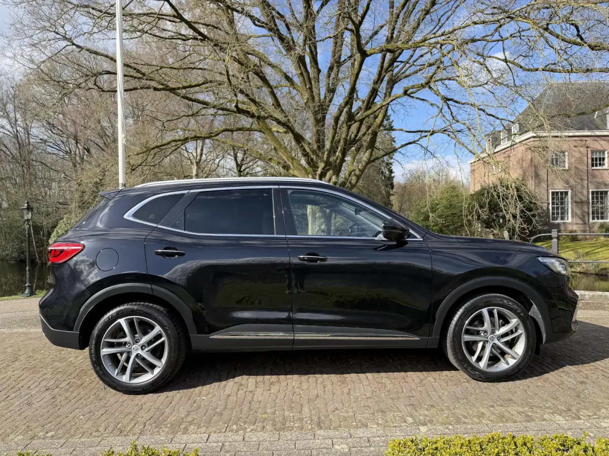 1.5 TGDI Luxury PHEV | Pano | Leder | 360 Camera |