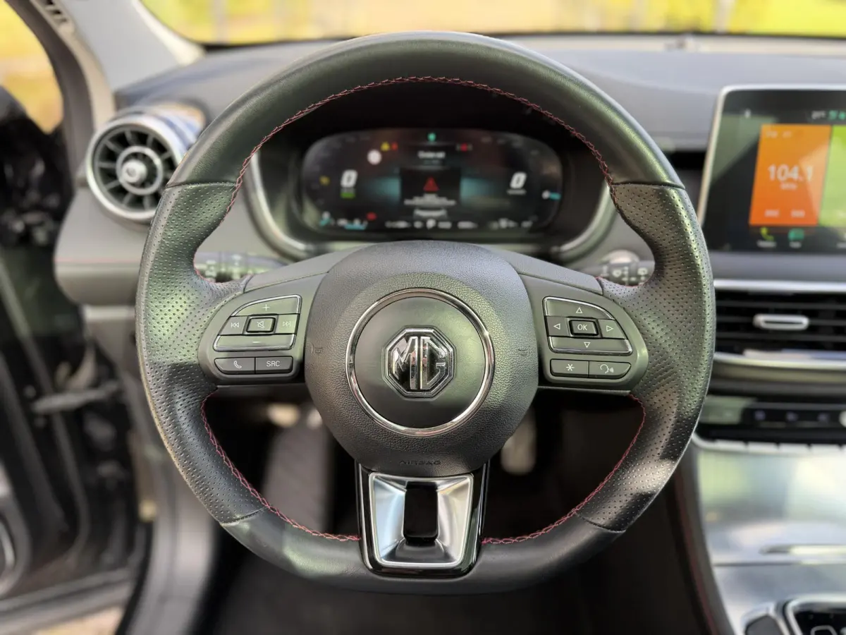 1.5 TGDI Luxury PHEV | Pano | Leder | 360 Camera |