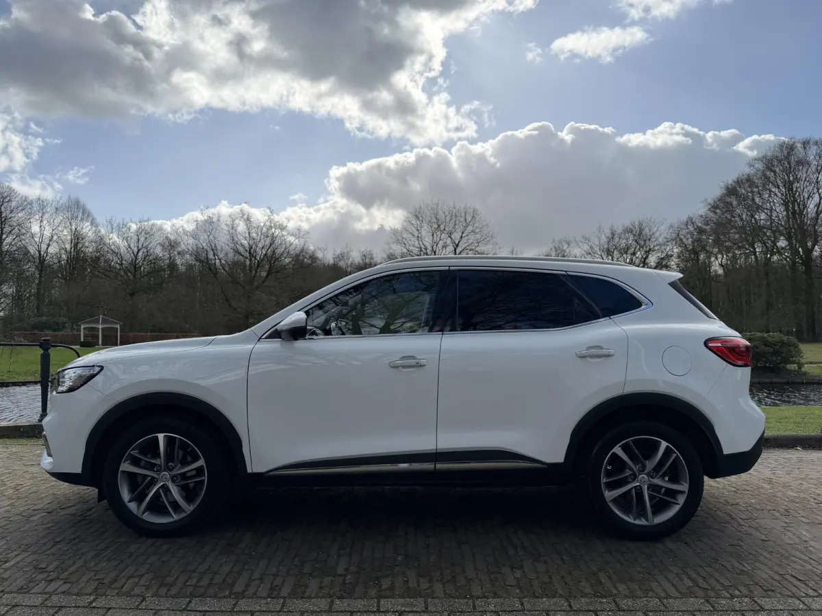 1.5 TGDI Luxury PHEV | Pano | Leder | 360 Camera |