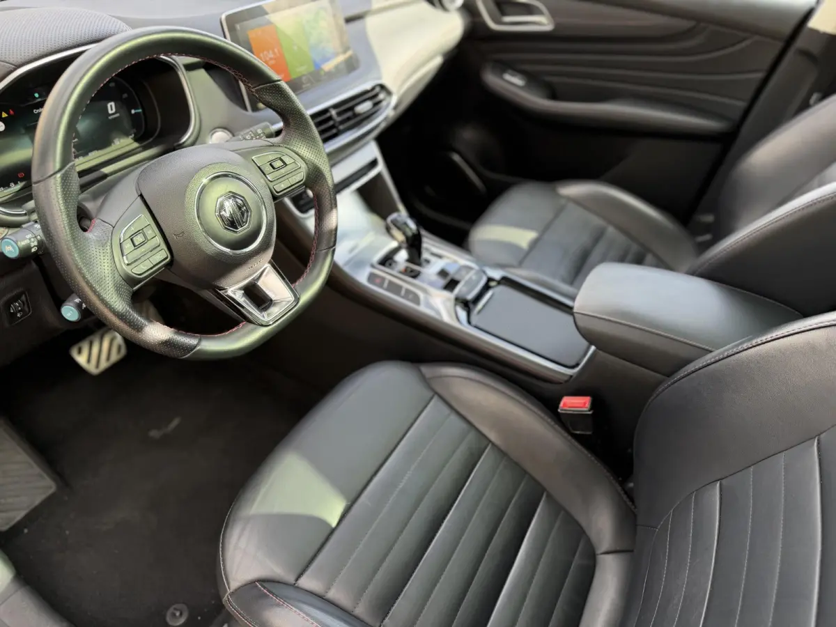 1.5 TGDI Luxury PHEV | Pano | Leder | 360 Camera |