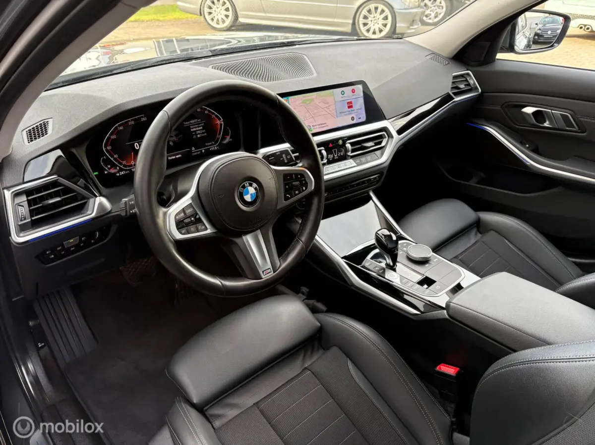 318i High Executive