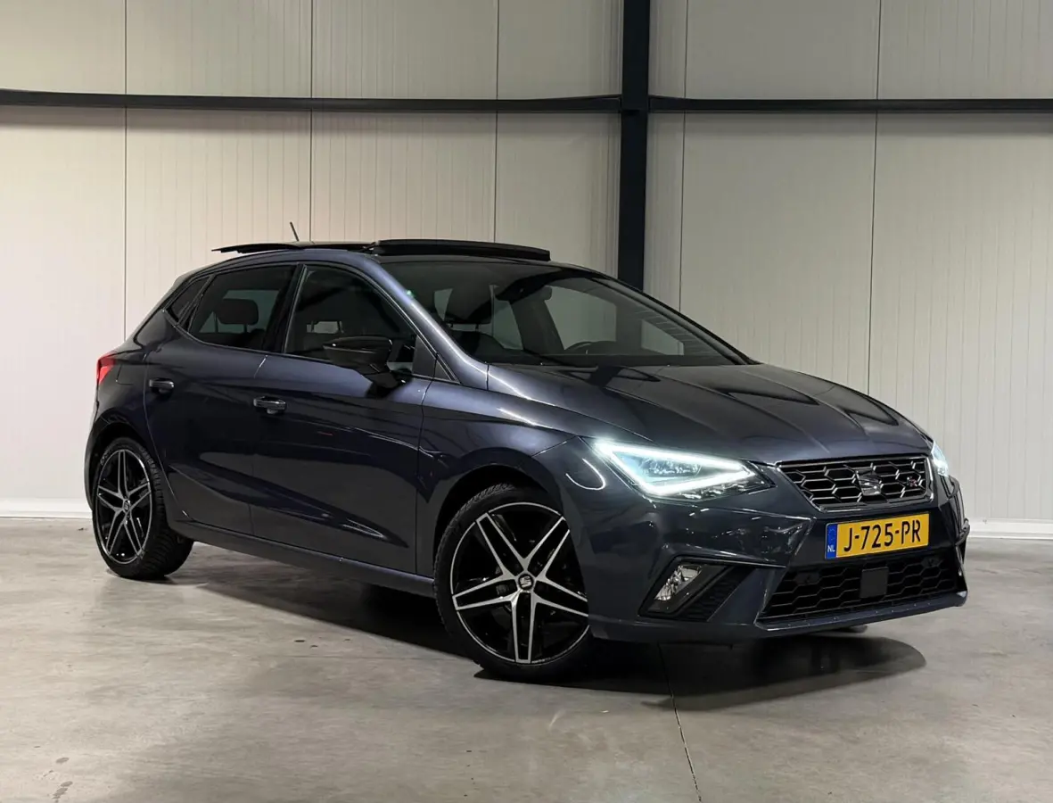1.0 TSI FR Pano Sfeer Virtual Camera Beats Audio