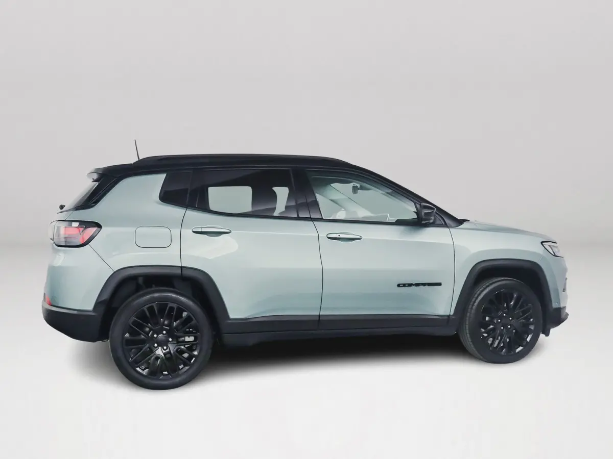 1.5T e-Hybrid Upland | 360° camera | Cruise control | Navigatie | Keyless