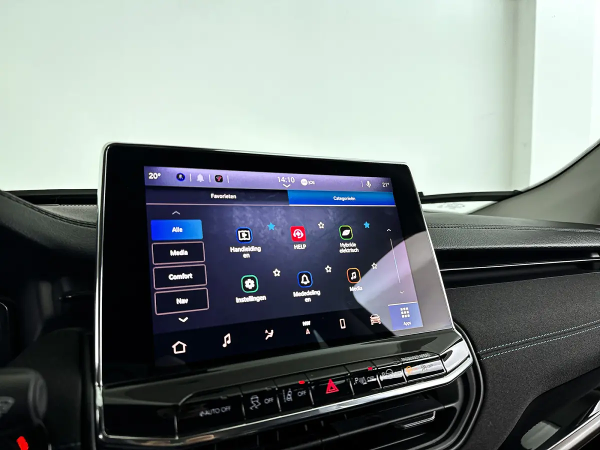 1.5T e-Hybrid Upland | 360° camera | Cruise control | Navigatie | Keyless