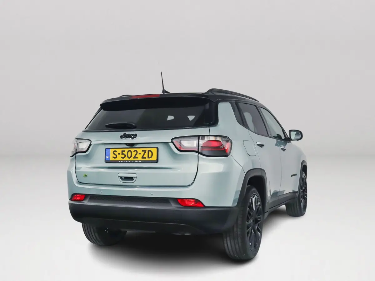 1.5T e-Hybrid Upland | 360° camera | Cruise control | Navigatie | Keyless