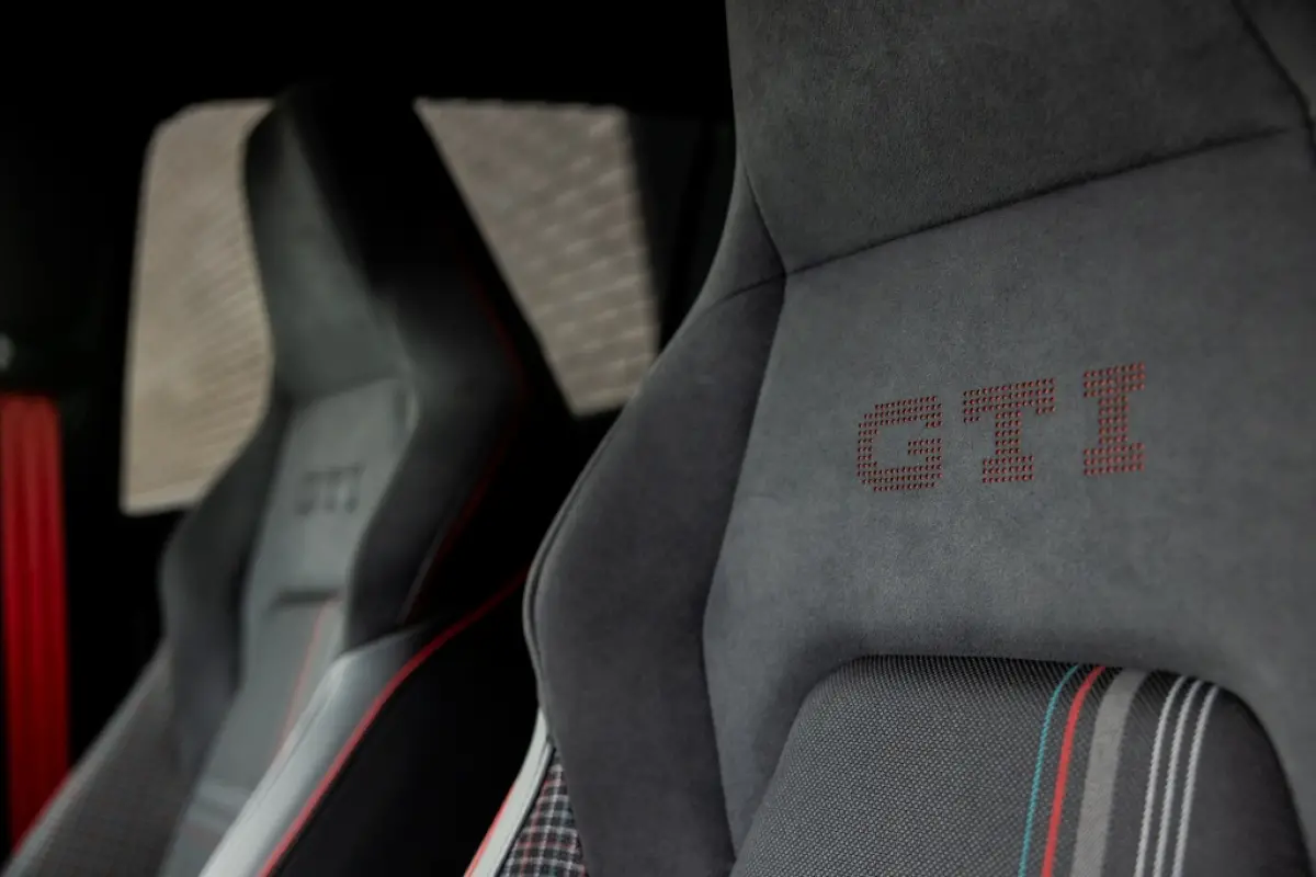 VIII Lim. 2.0 TSI 239 kW GTI Edition 50