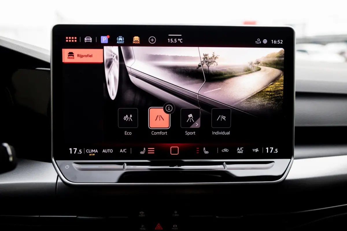 VIII Lim. 2.0 TSI 239 kW GTI Edition 50