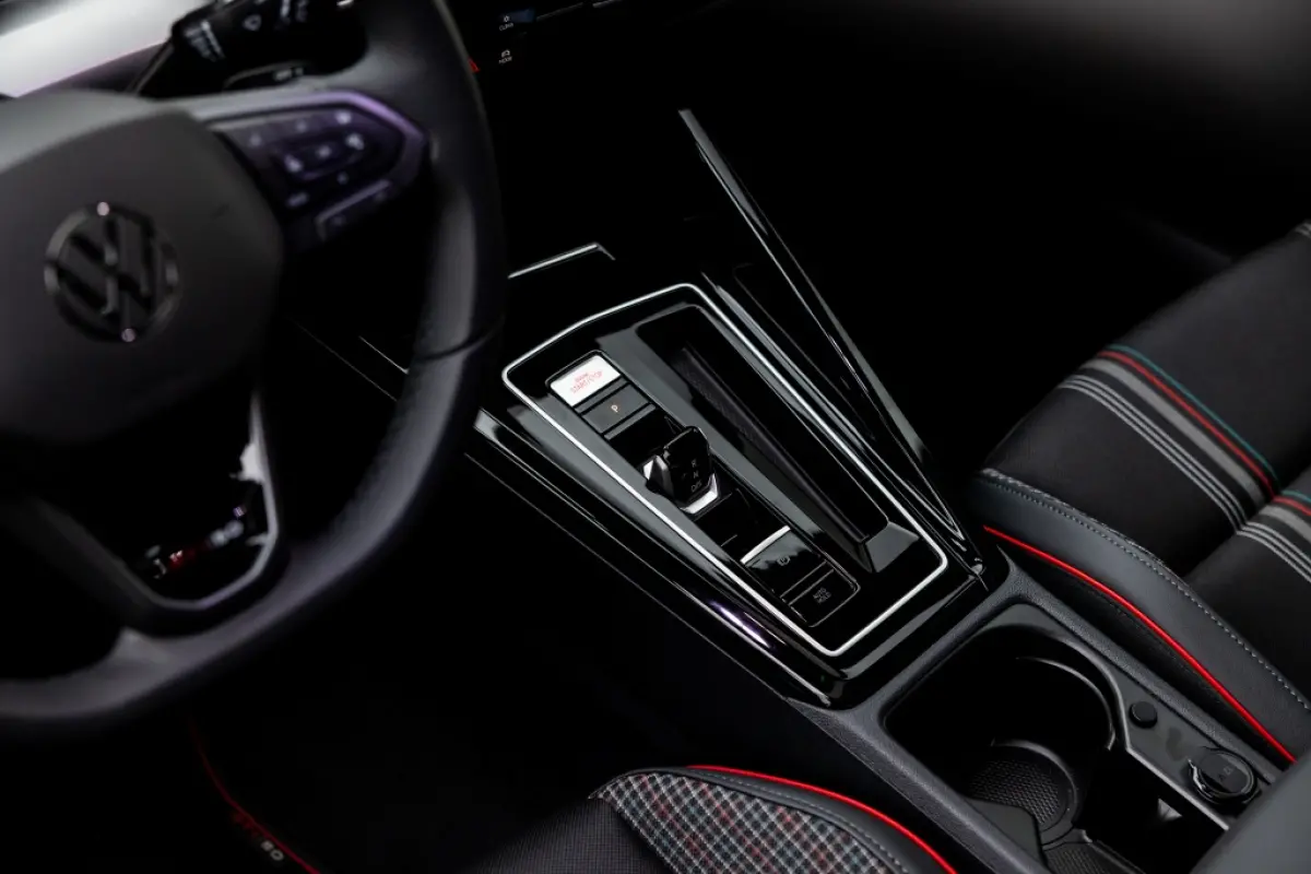 VIII Lim. 2.0 TSI 239 kW GTI Edition 50