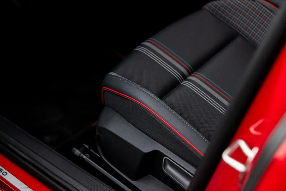 VIII Lim. 2.0 TSI 239 kW GTI Edition 50