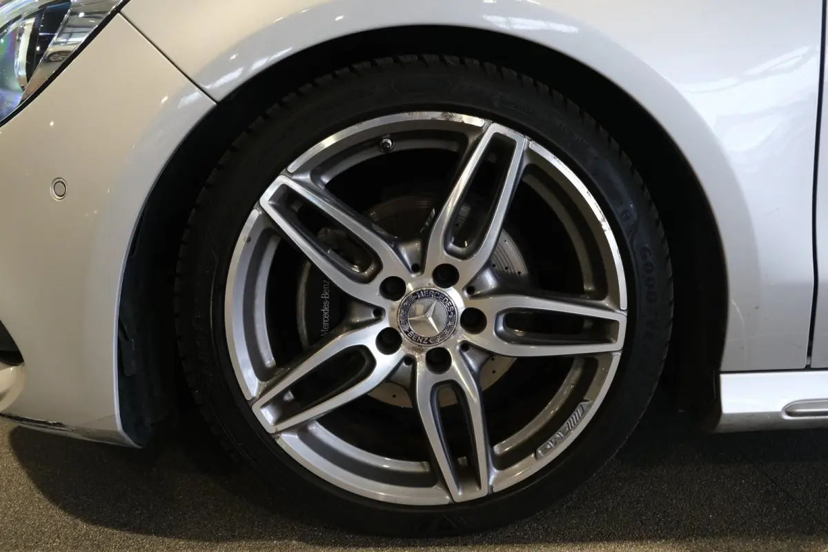 200 AMG AUT Pano Xenon Leder Cam