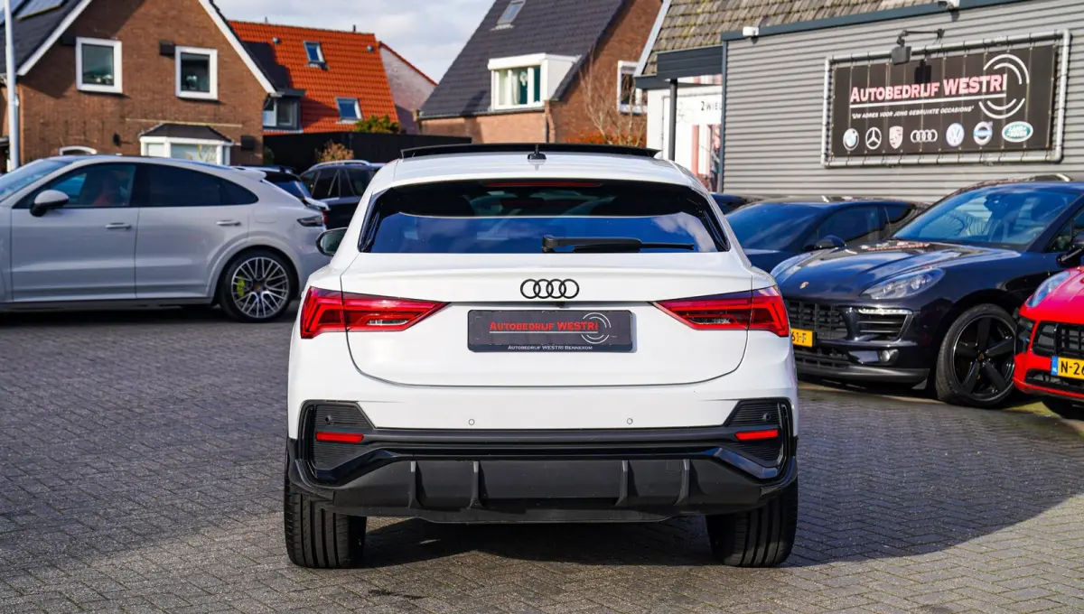 45 TFSI e S Edition | Panorama | Virtual | Matrix LED | Elektrisch trekhaak | Adaptieve Cruise control | 20 inch