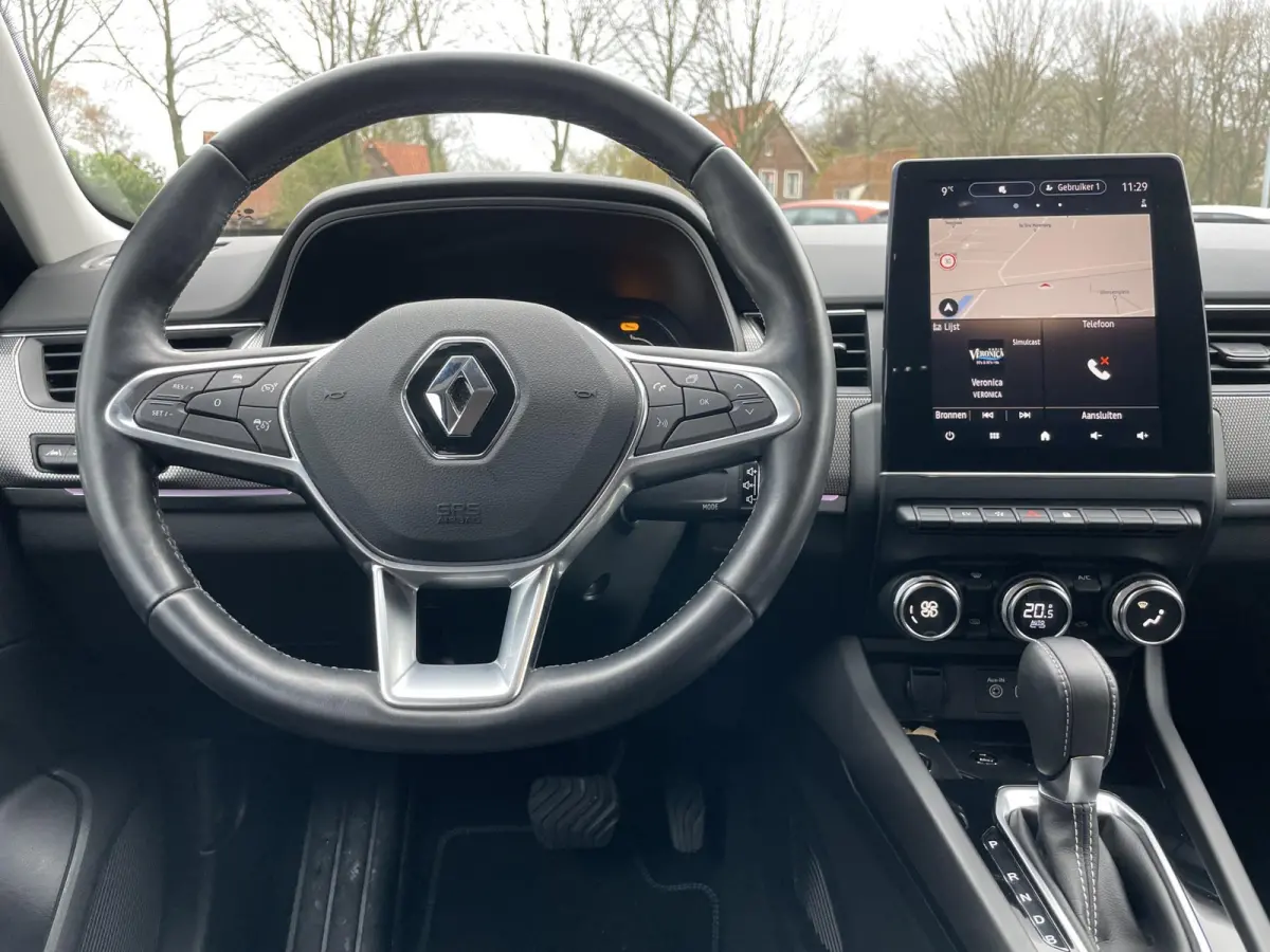 1.6 E-Tech Hybrid 145 Intens