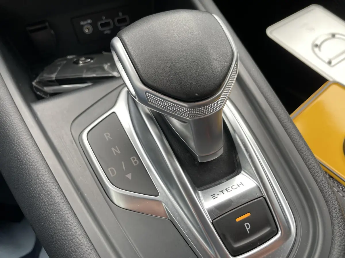 1.6 E-Tech Plug-in Hybrid 160 Intens