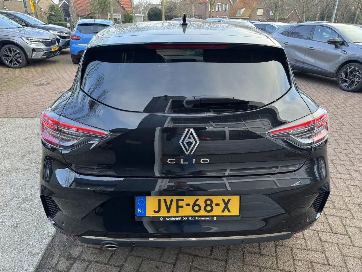 1.0 TCe 90pk Techno 2025 11.881km!!