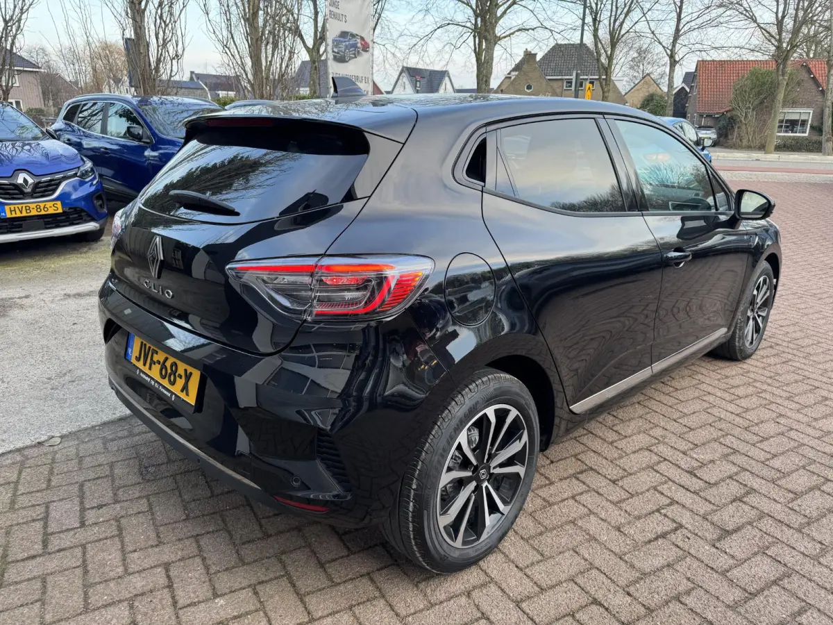 1.0 TCe 90pk Techno 2025 11.881km!!