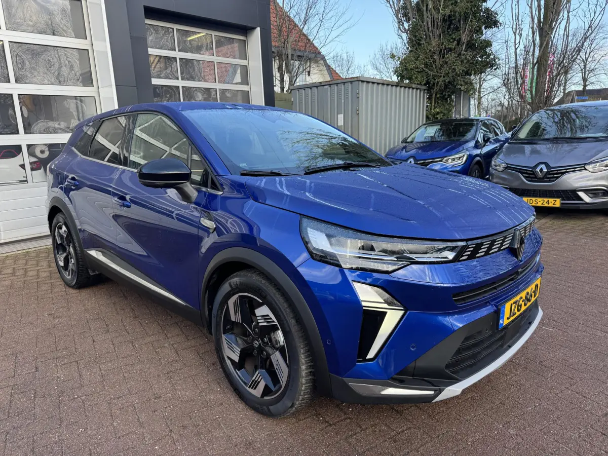 1.6 E-Tech full hybrid 145 Iconic