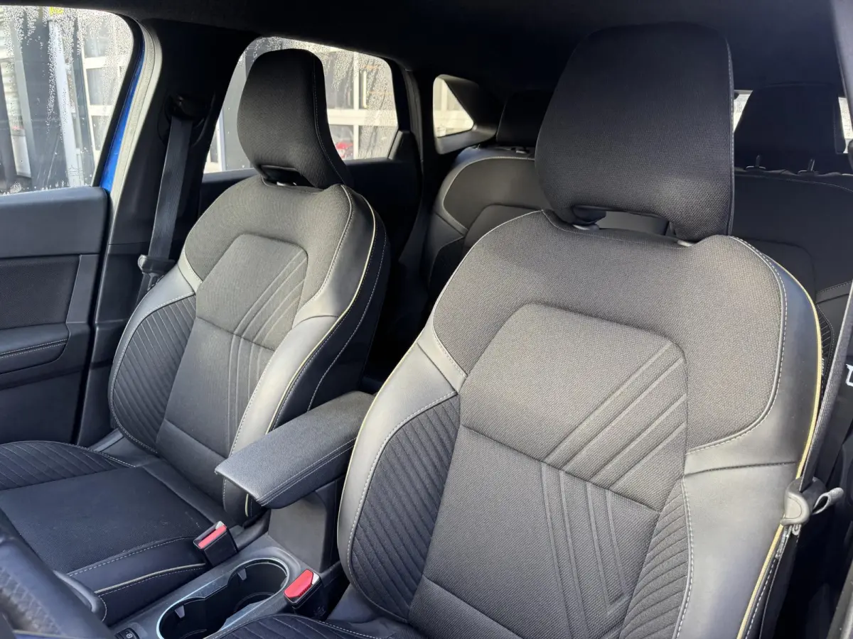 1.6 E-Tech full hybrid 145 Iconic