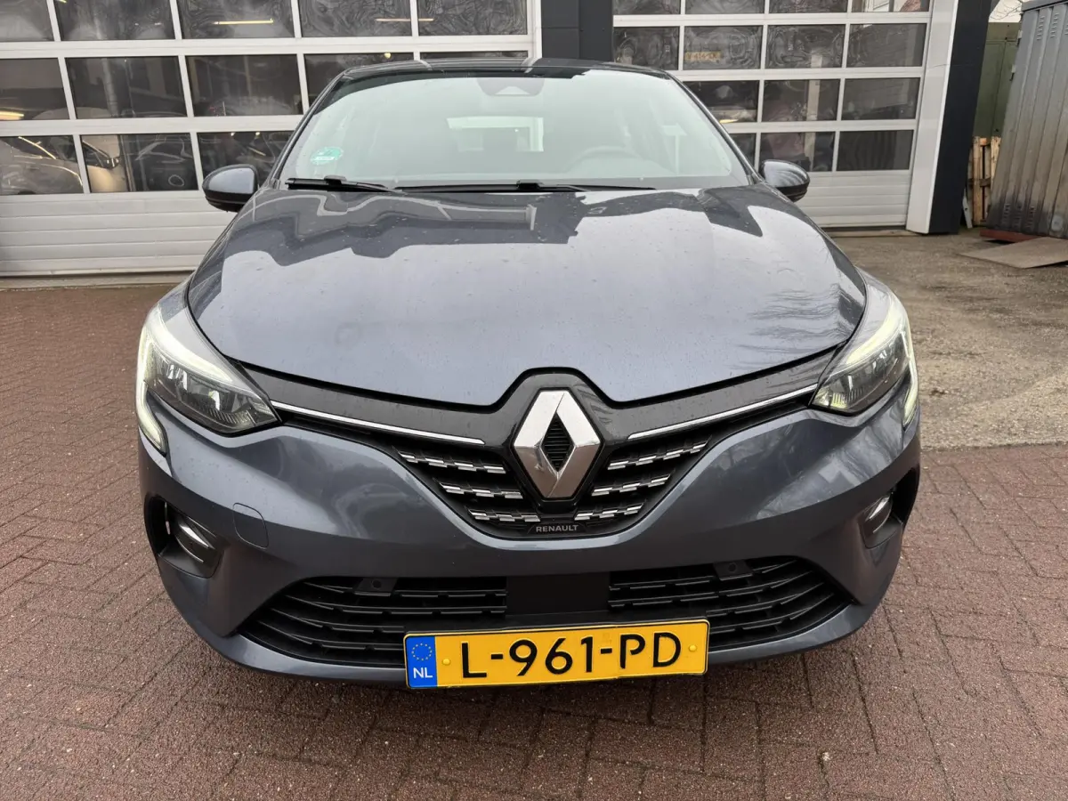 1.6 E-Tech Hybrid 140 Intens+Camera!!
