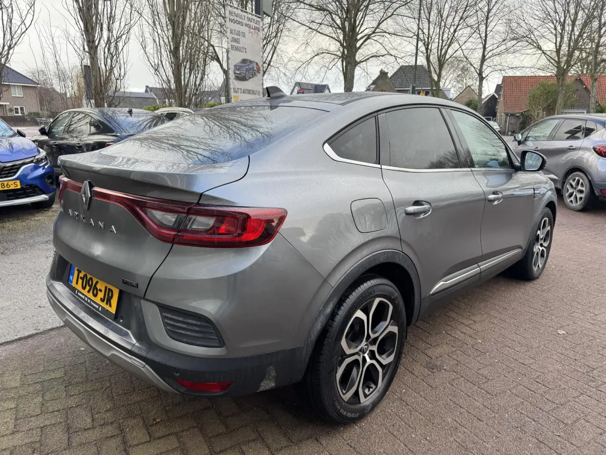 1.6 E-Tech hybrid 145 techno