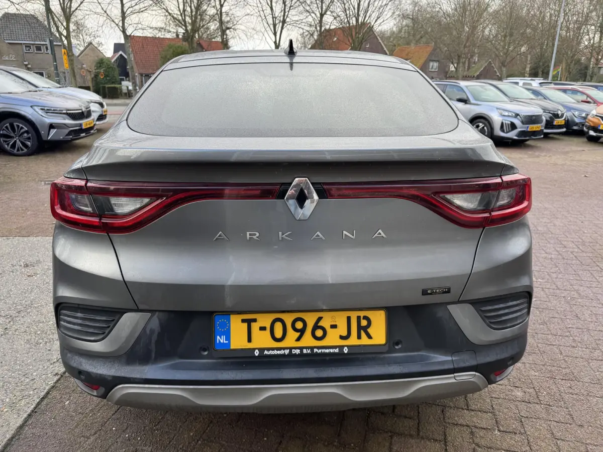 1.6 E-Tech hybrid 145 techno