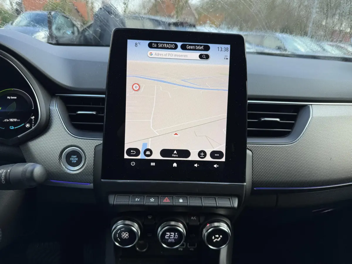 1.6 E-Tech hybrid 145 techno