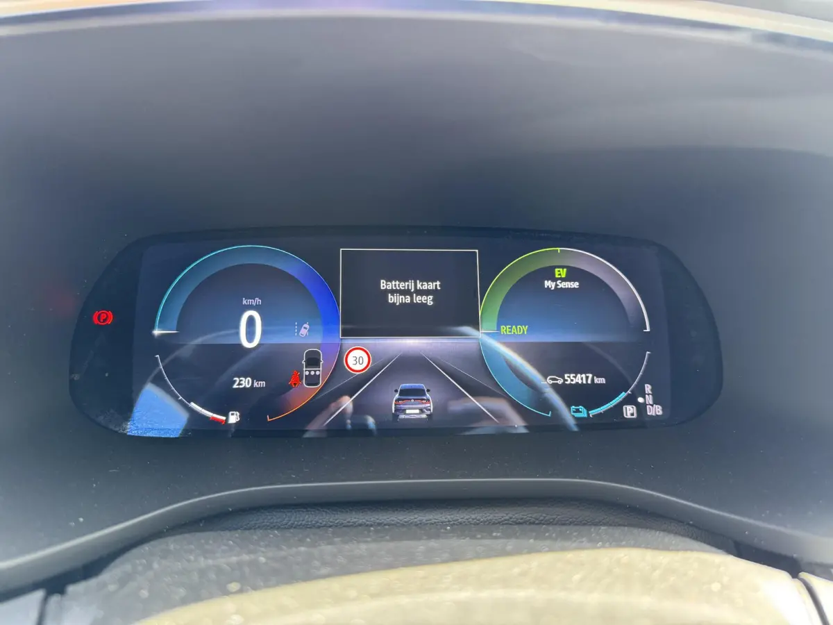 1.6 E-Tech full hybrid 145 RS-Line