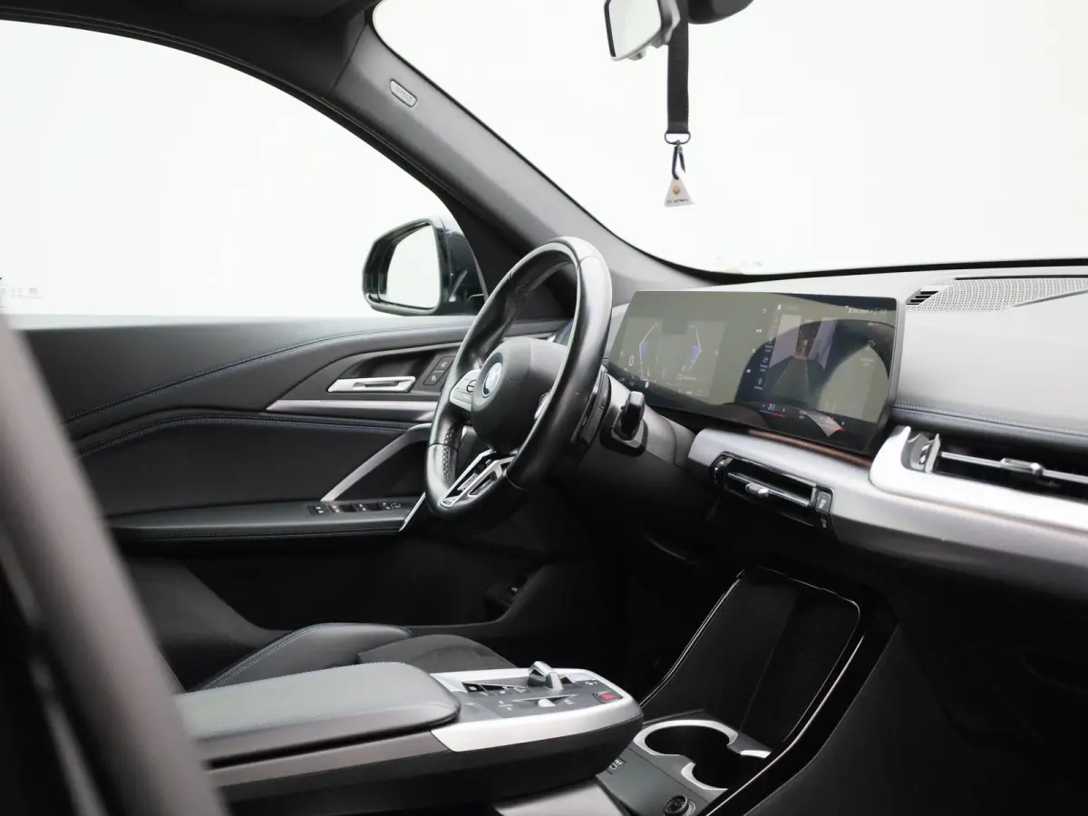 xDrive25e 180kW | Apple Carplay | Elektrische Achterklep | Led Verlichting | Achteruitrijcamera |
