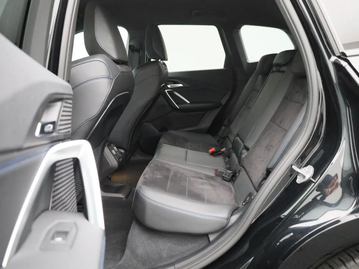 xDrive25e 180kW | Apple Carplay | Elektrische Achterklep | Led Verlichting | Achteruitrijcamera |