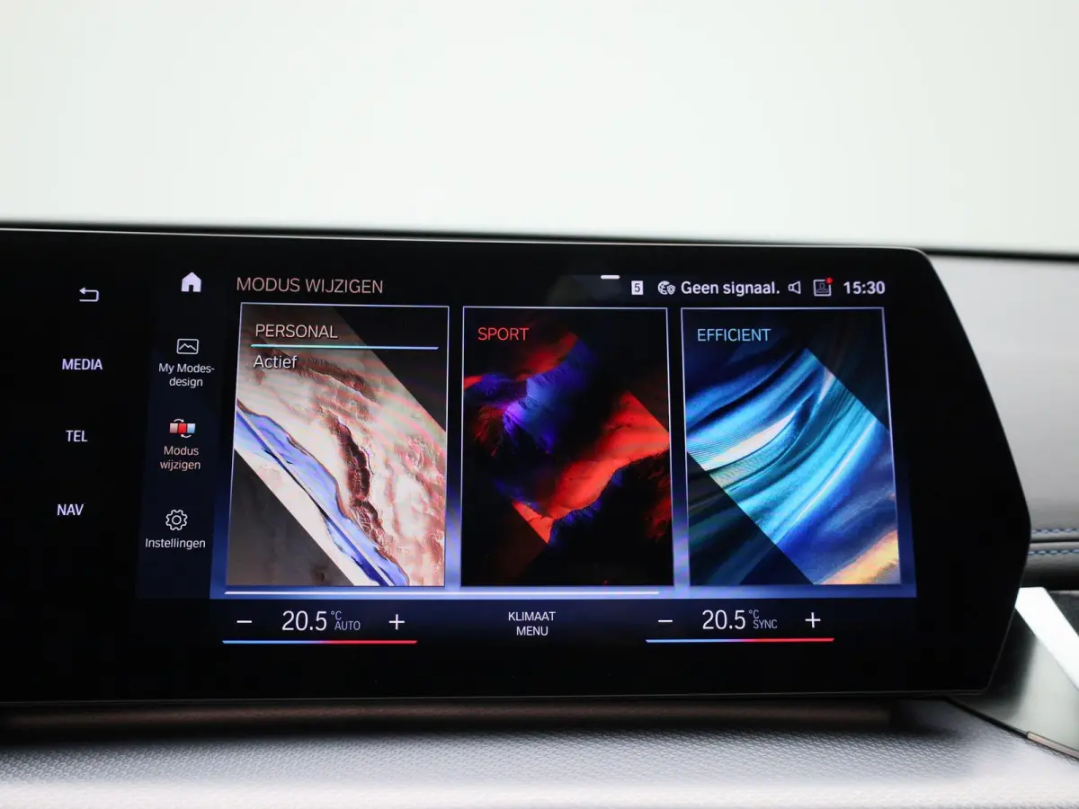 xDrive25e 180kW | Apple Carplay | Elektrische Achterklep | Led Verlichting | Achteruitrijcamera |