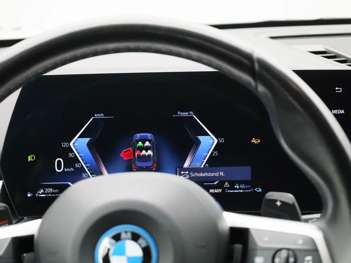 xDrive25e 180kW | Apple Carplay | Elektrische Achterklep | Led Verlichting | Achteruitrijcamera |