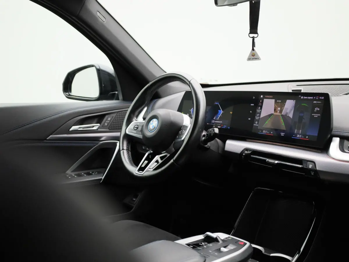 xDrive25e 180kW | Apple Carplay | Elektrische Achterklep | Led Verlichting | Achteruitrijcamera |