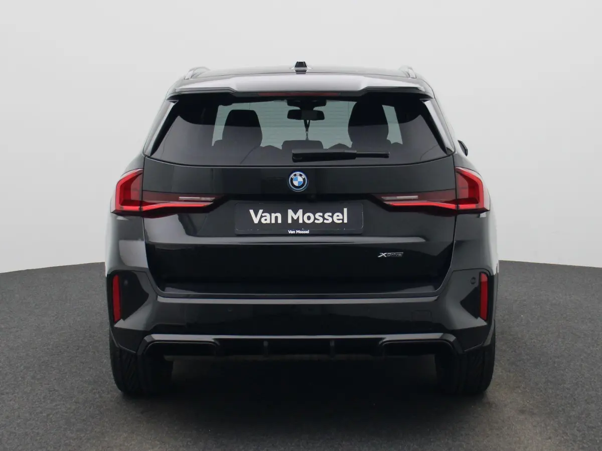 xDrive25e 180kW | Apple Carplay | Elektrische Achterklep | Led Verlichting | Achteruitrijcamera |