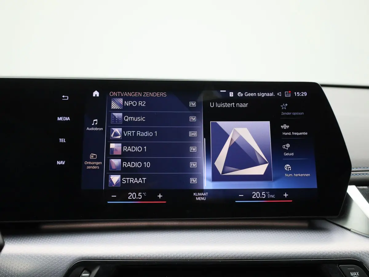 xDrive25e 180kW | Apple Carplay | Elektrische Achterklep | Led Verlichting | Achteruitrijcamera |